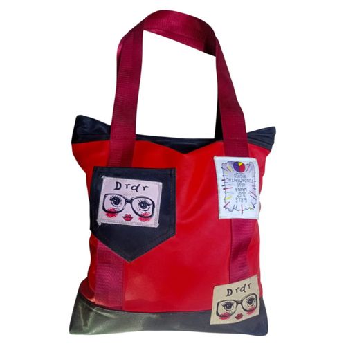 Very chic waterproof leather tote bag