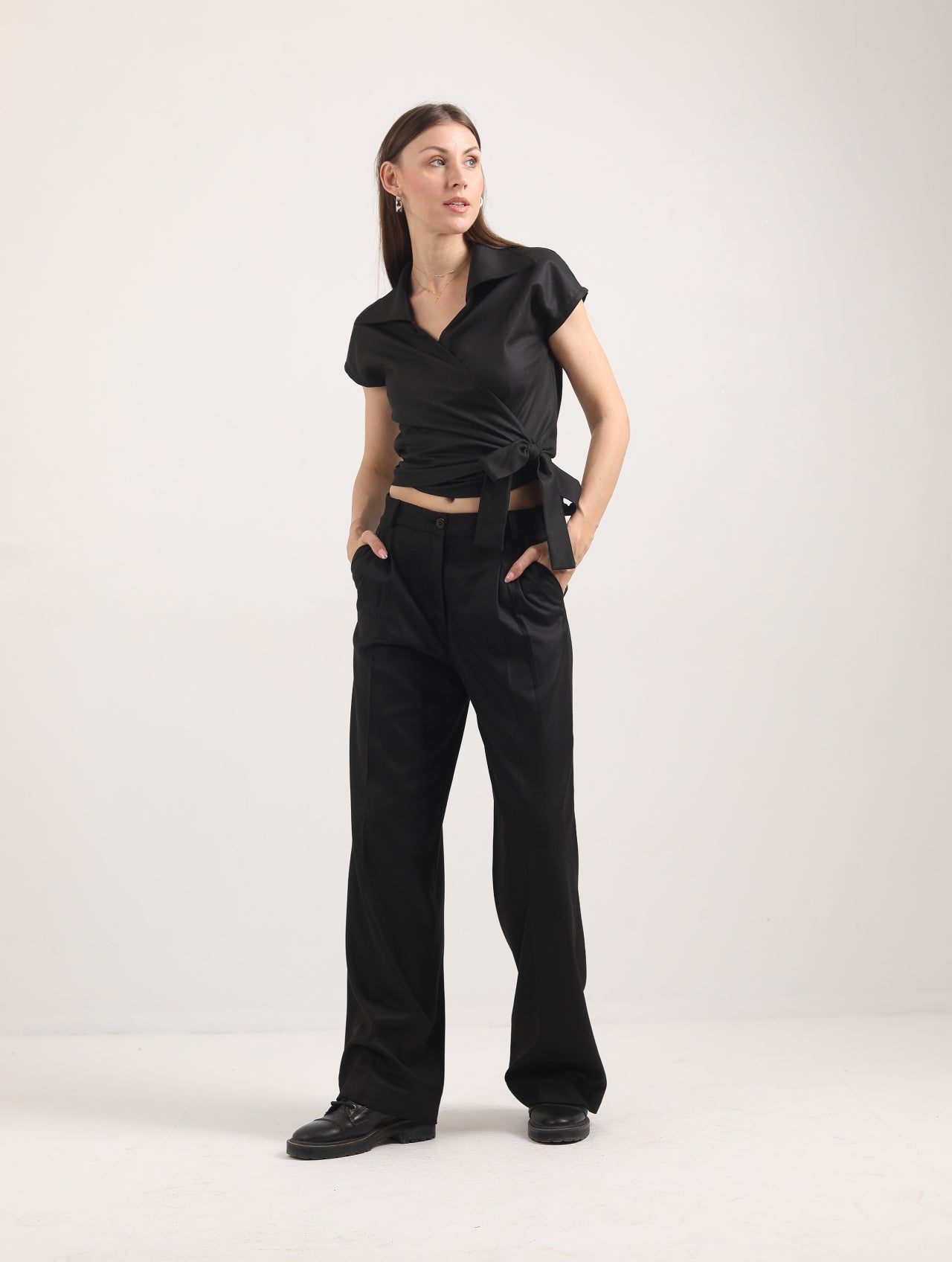WRAP BLACK BLOUSE
