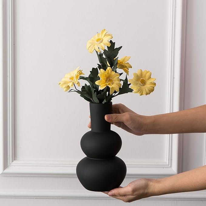 Black Modern Vase – Matte Ceramic Decorative Vase – Boho Wedding & Minimalist Home Decor – Perfect for Table, Living Room, Shelf, or Entryway Styling