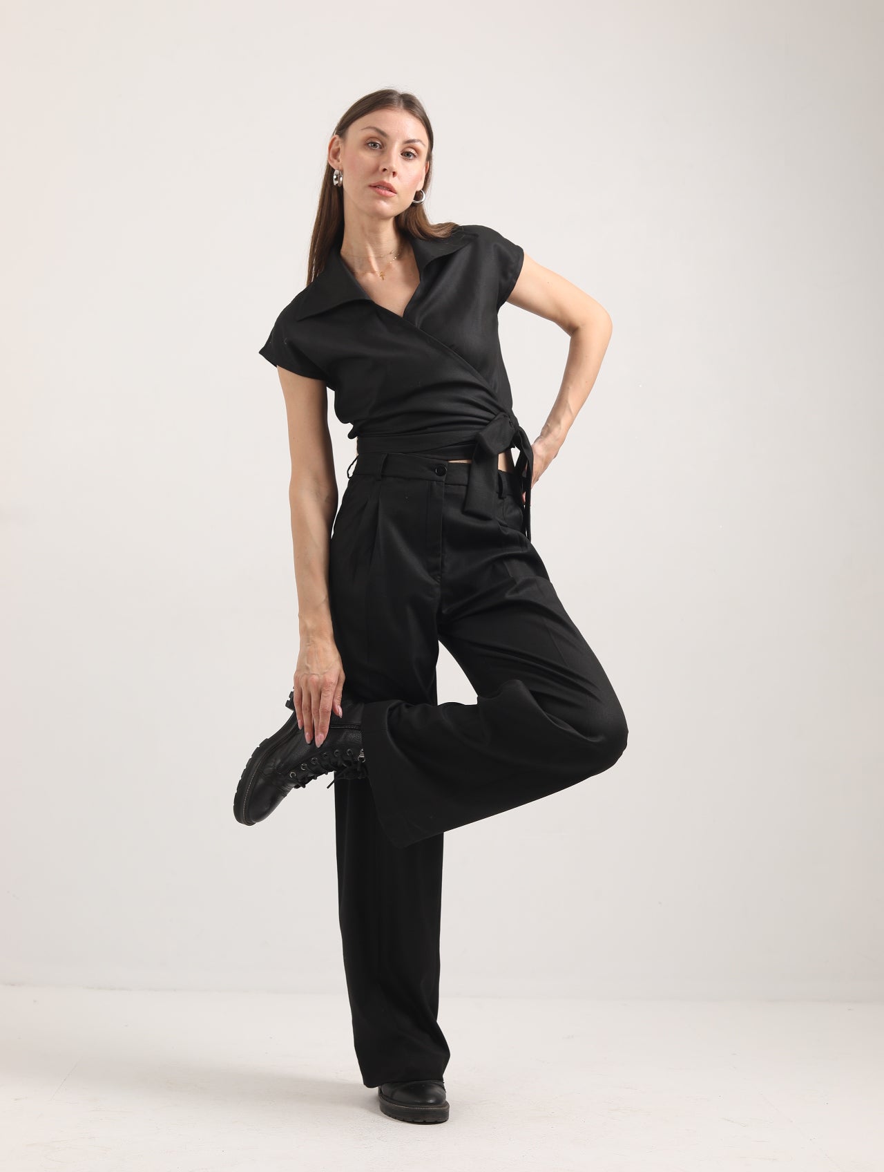 WRAP BLACK BLOUSE