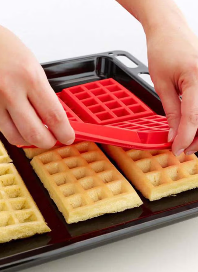 Generic Waffle Design Mould Multicolour 2x18x28cm