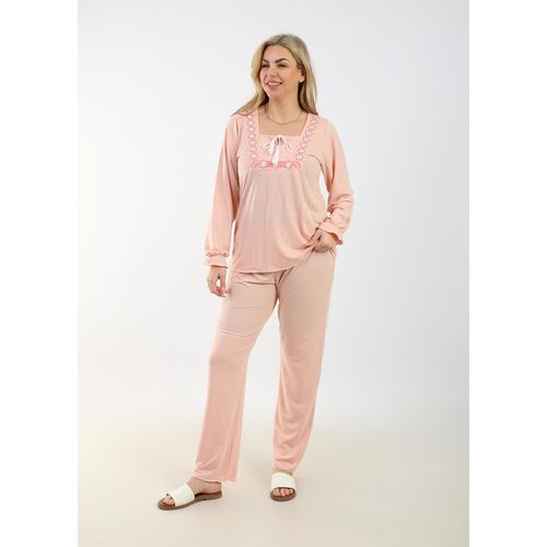 Zecotex Simon Pajama Set With Long Sleeves / Comfortable Viscose Sleepwear / Lightweight Fabric For Ultimate Comfort / Elegant Women's Loungewear"