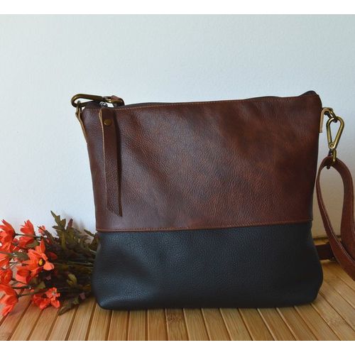 Wome's Cross-body Bag Made From Leather