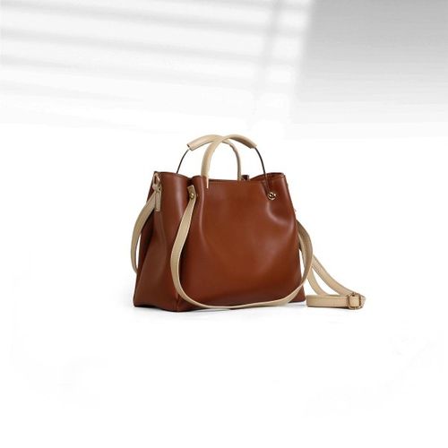 Women's Handbag With A Small Bag