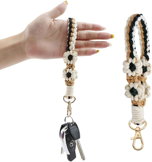 1 Pcs Hand Braided Keychain, Universal Mobile Phone Lanyard, Elegant Woman Key Ring for Smartphones and Keychains, Compatible with Most Models,