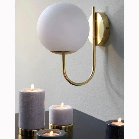 Letter L wall lamp - shiny gold - (code:214)