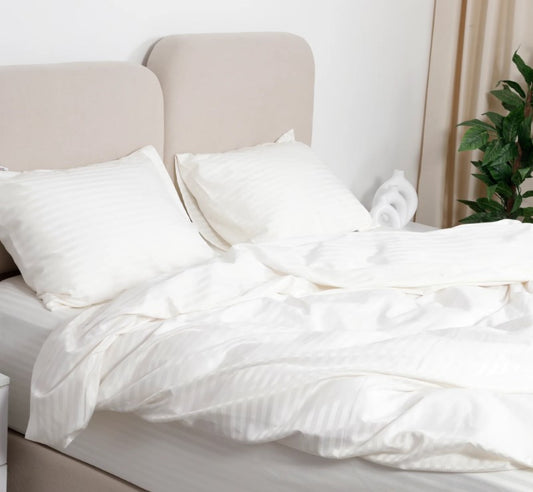 Duvet cover set- Satin, Stripe, 1cm, Off White