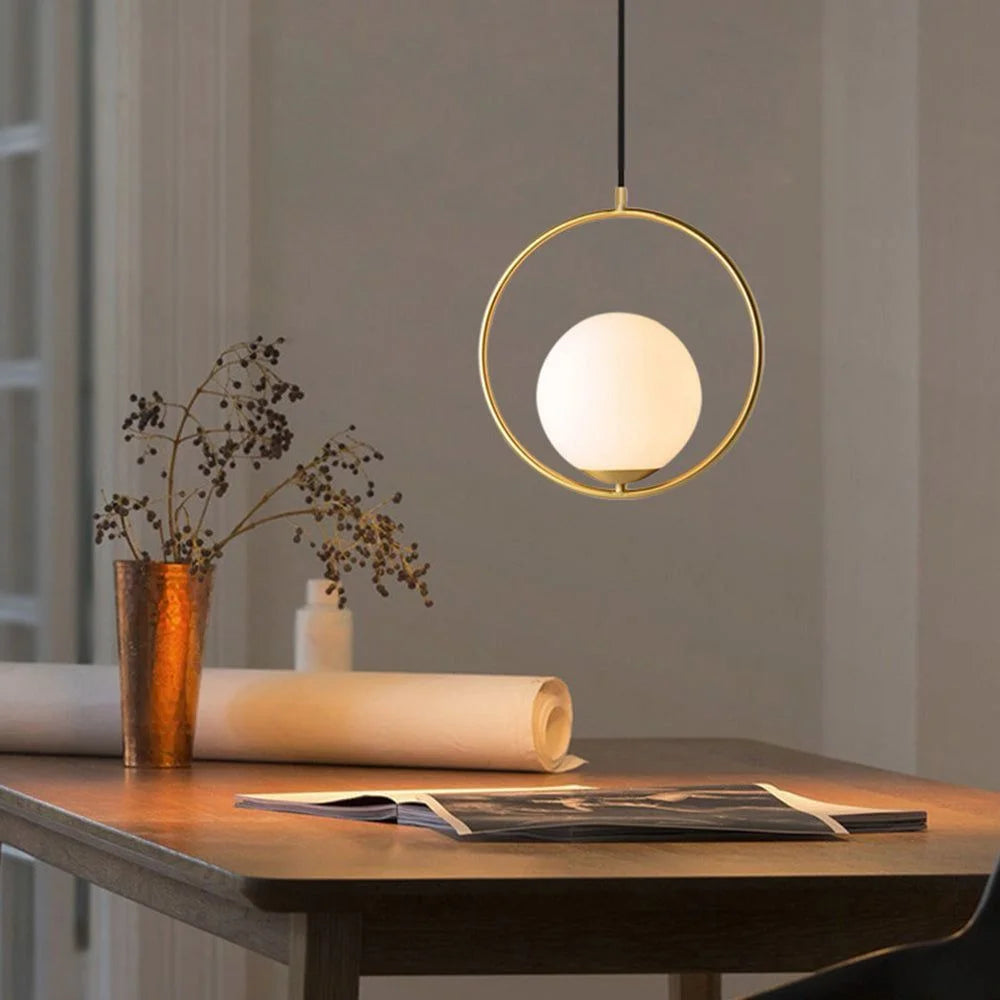 Round pendant - shiny gold - (code:108)