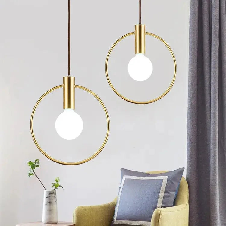 Single round chestnut pendant (code:454) - shiny gold